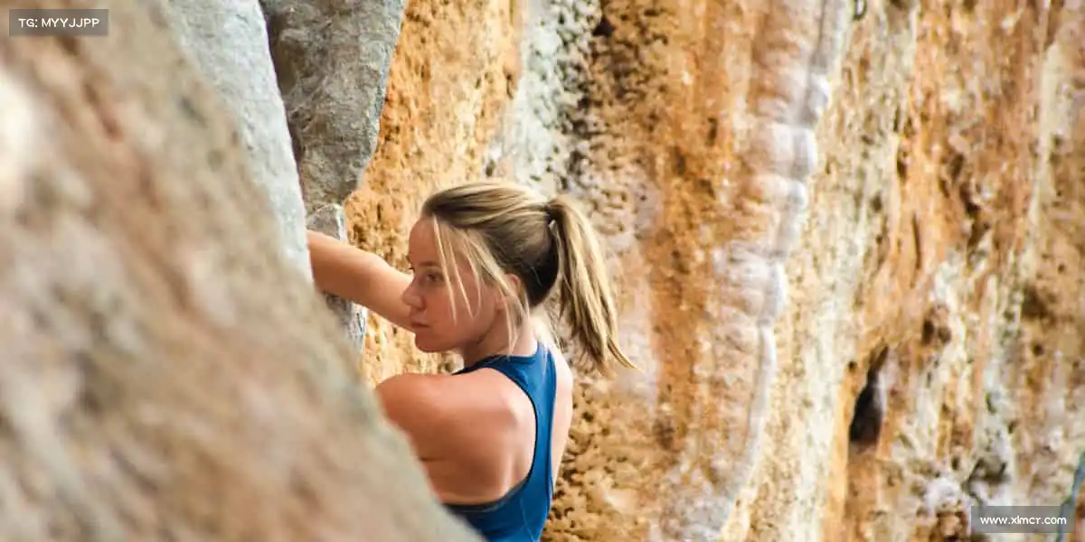 <strong>zoty中欧体育</strong>用热血点燃赛场，用激情拥抱每一次挑战！🔥🏈